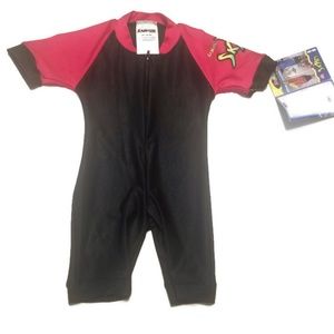 Radicool Skins black red one piece rashguard